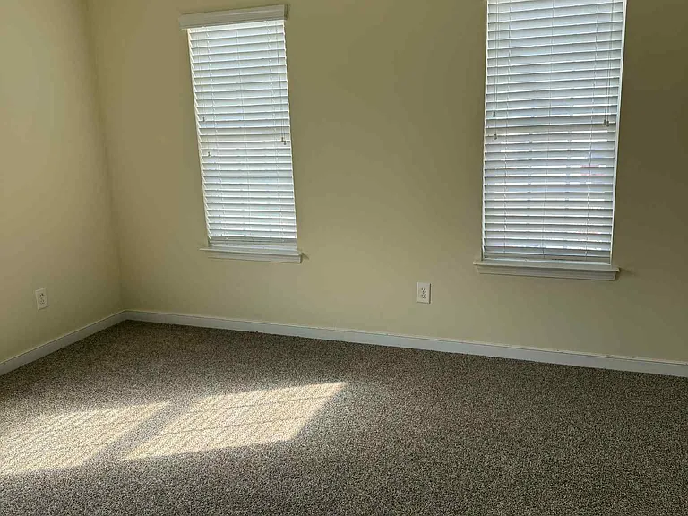 59 Thimbleweed Ln — Photo 27
