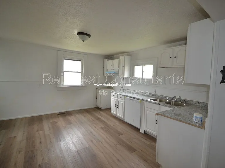 3321 Carlisle Ave — Photo 5