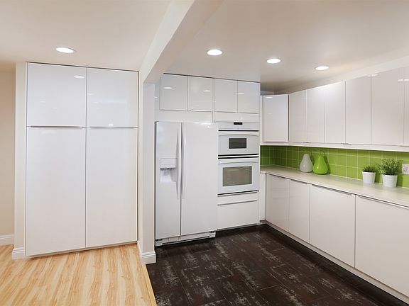 2nd image of 2386 E Del Mar Blvd Unit 126