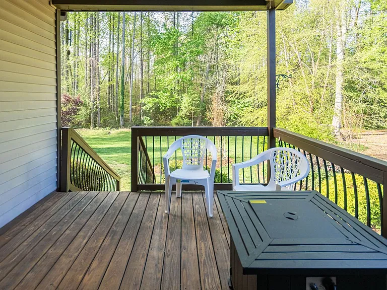 409 Trillium Creek Ct — Photo 11