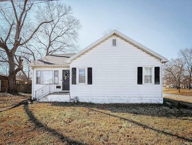 1301 S Boeke Rd, Evansville, IN, 47714