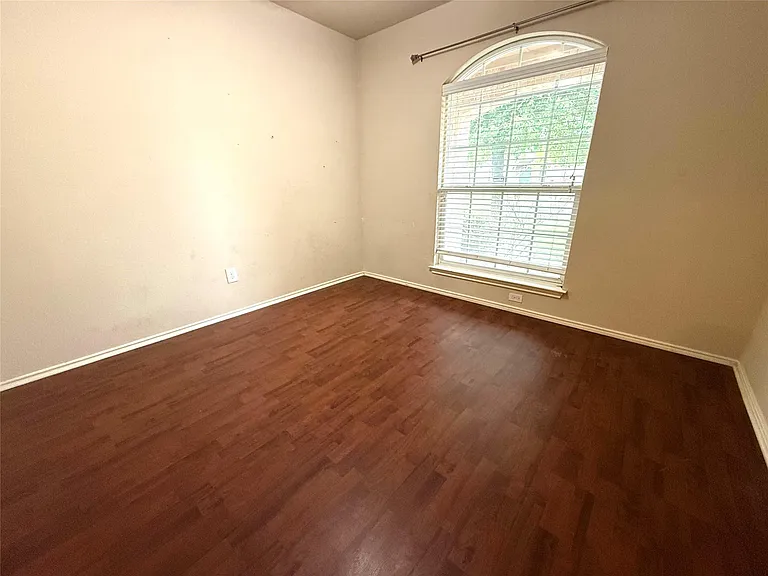 11205 McKinney Springs Dr — Photo 7