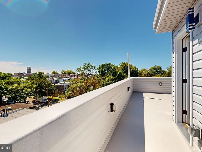 511 N Paxon St — Photo 31