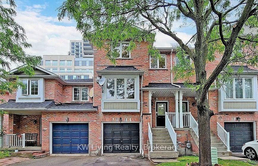 1st image of 47 Vanity Cres