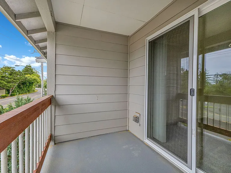 Wahanna Creek Apartments ~ Doney 26-1117DON — Photo 15