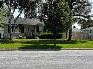 810 Birch St, Lake Mills, WI 53551
