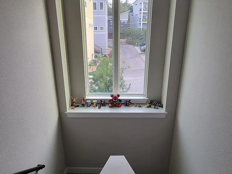 1908 Teagle Dr — Photo 14
