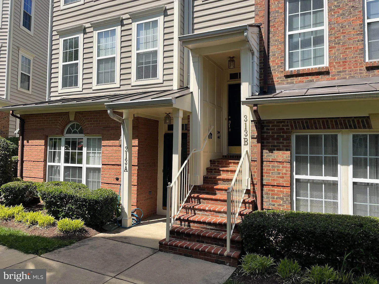 3 bed, 2.5 bath, 2248 sqft, $3,250 — Photo 1