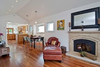 :: 1509 Albany Terrace