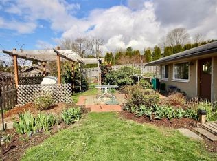 812 S 226th Pl, Des Moines, WA 98198
