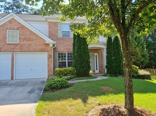 9108 Linden Tree Ln, Charlotte, NC 28277