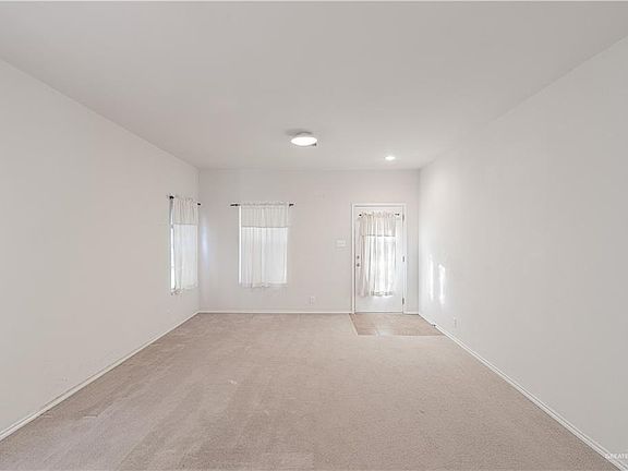 4th image of 5500 N Huisache Ave
