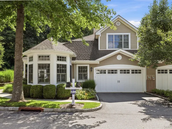 8 Gerber Court, Mount Kisco, NY 10549