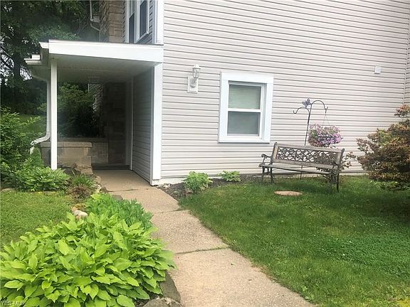3rd image of 1509 Treasch Dr