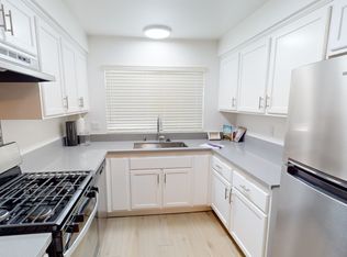 Chateau Woodland Manor, Ventura, CA 93003