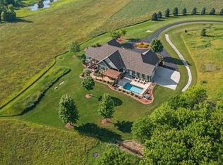 N9071 Ridge Ln, Watertown, WI 53094