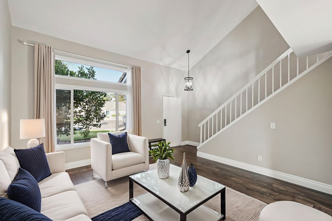 next background image