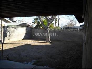2nd image of 5824 Velma Ave