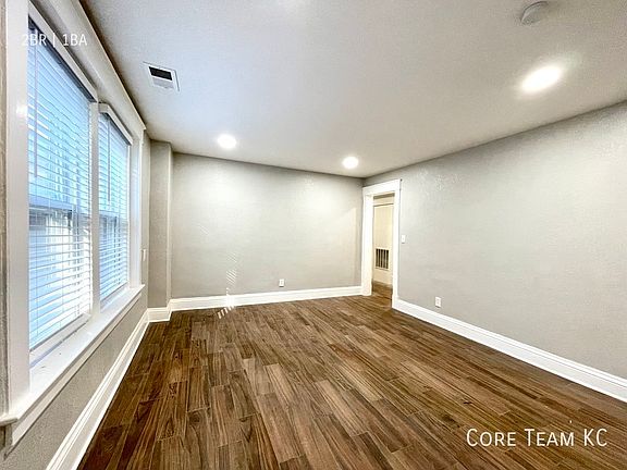5th image of 115 Park Ave