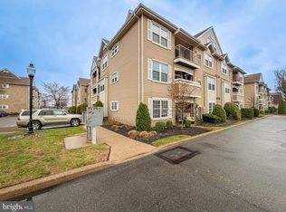 72307 Delaire Landing Rd #307, Philadelphia, PA 19114