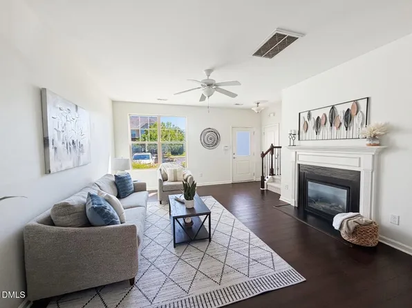 14 Pilatus Dr, Durham, NC 27705