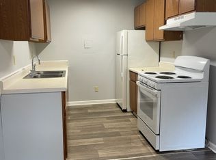 595 Wagner Dr #14, Battle Creek, MI 49017