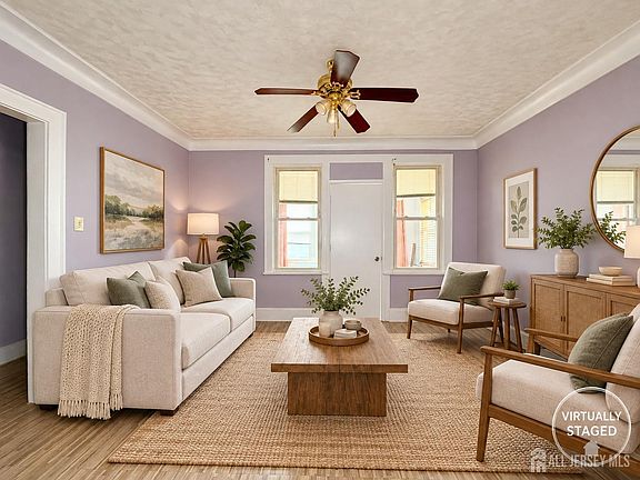 4th image of 231 Myrtle Ave