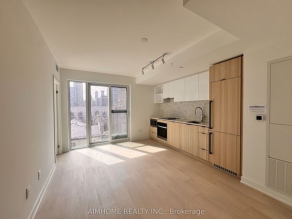 3rd image of 252 Church St #715