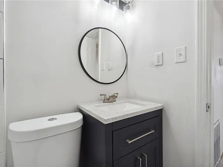 324 Brooks Ave #B — Photo 22