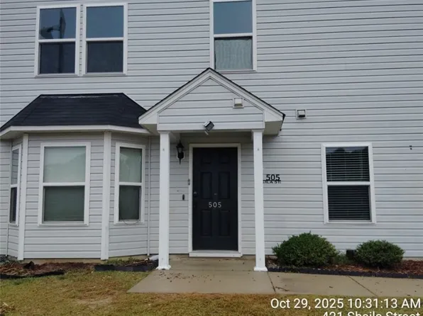 505 Sheila St, Hope Mills, NC 28348