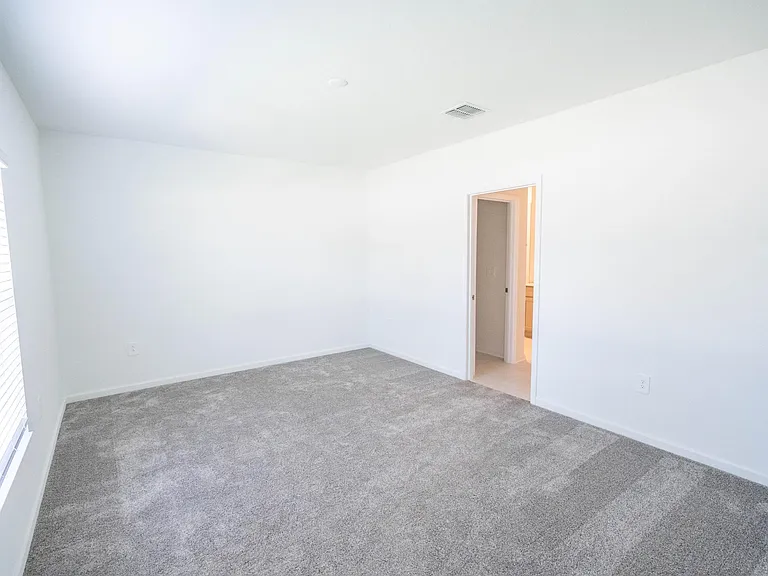 720 Trotters Dr — Photo 11