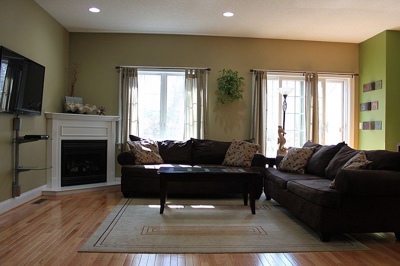 1st image of 1158 Hartford Tpke Unit 3