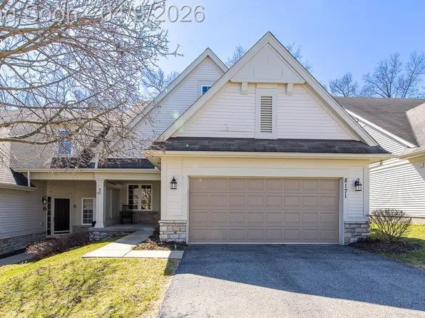 8171 Timber Trl, White Lake, MI 48386