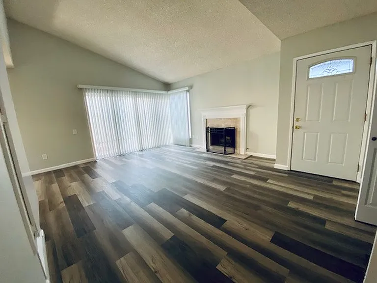 7084 Island Village Dr — Photo 14