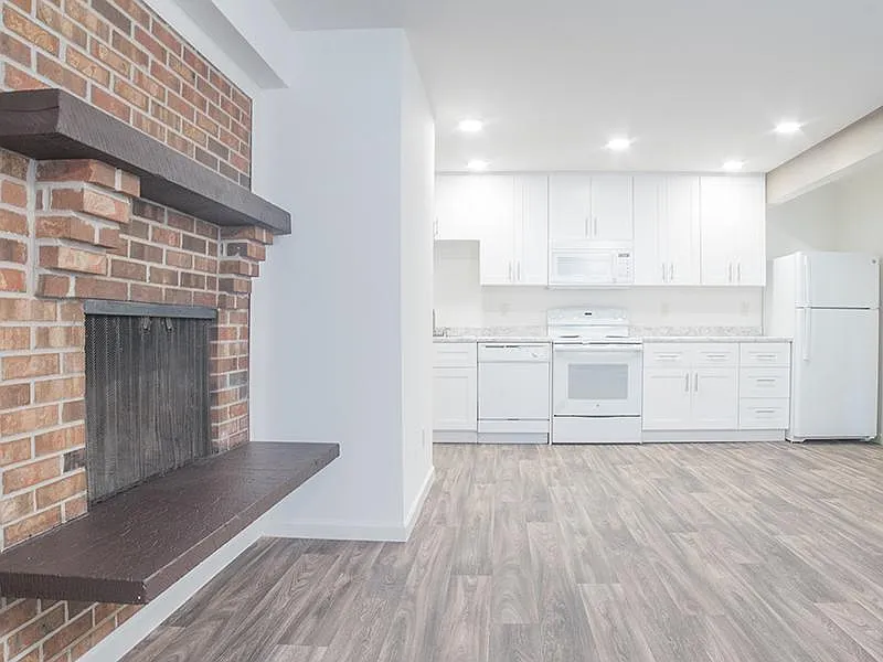 The Grove Apartments — Photo 4