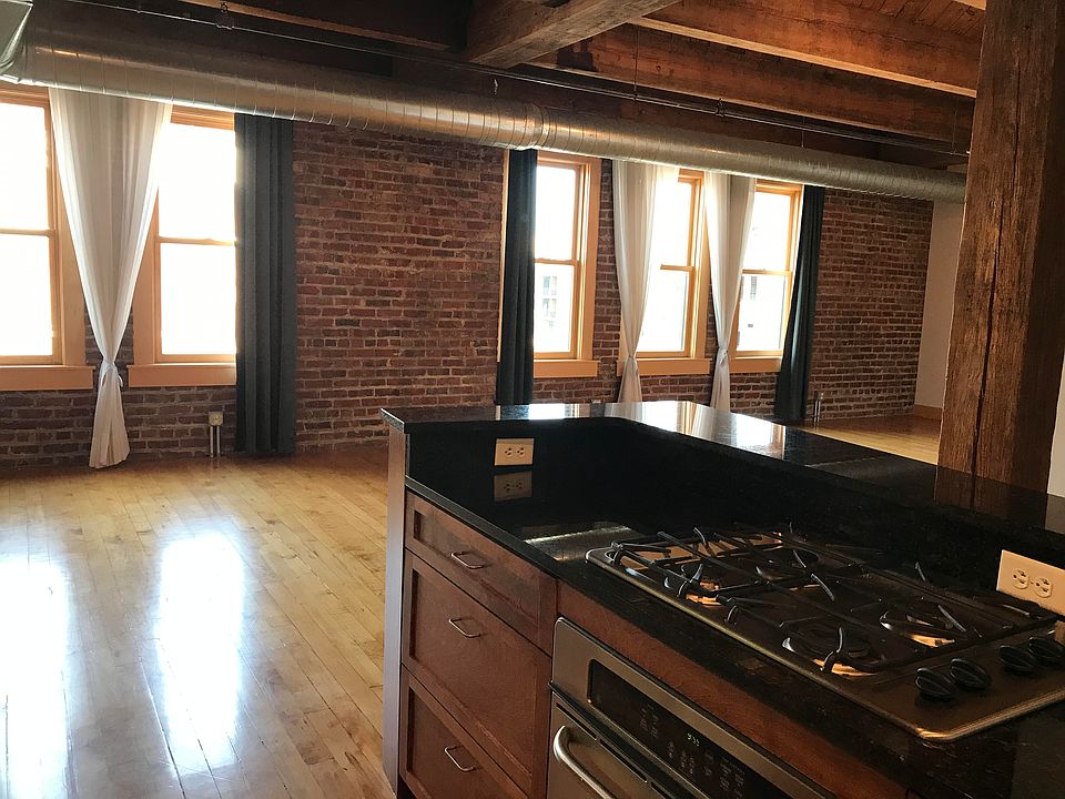 1st image of 105 S 9th St APT 715