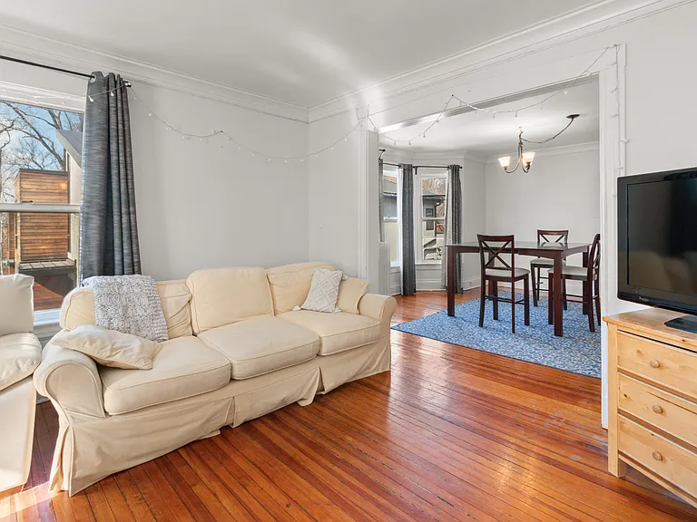1121 Leonard Pl #2 — Photo 9