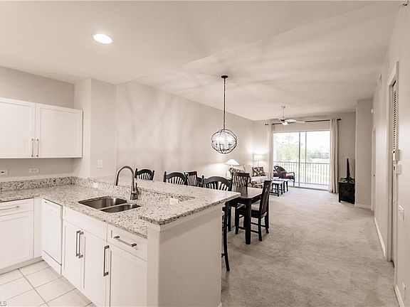 4th image of 8239 Parkstone PL #303