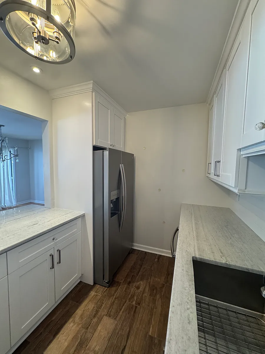 Building Photo - 50 W Lindsley Rd #42