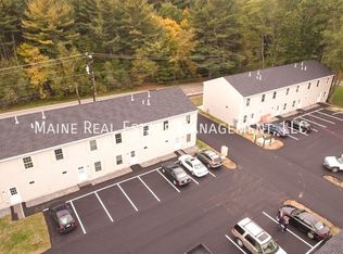 13 Basketball Ct, Bangor, ME 04401