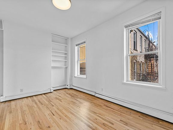 3rd image of 5 Madison Ave APT 2