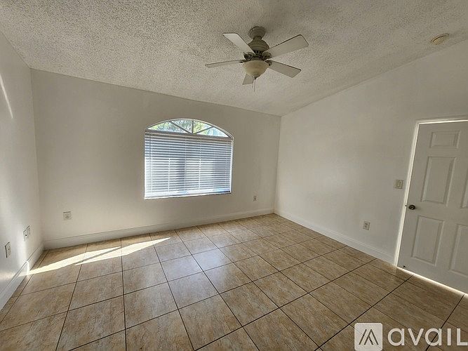 2nd image of 18712 NW 84th Pl