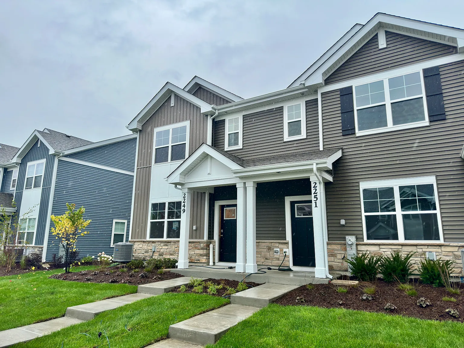 3 bed, 1543 sqft, $2,700 — Photo 1