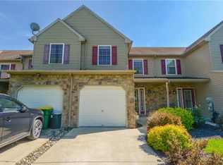 8116 Heritage Dr, Alburtis, PA 18011