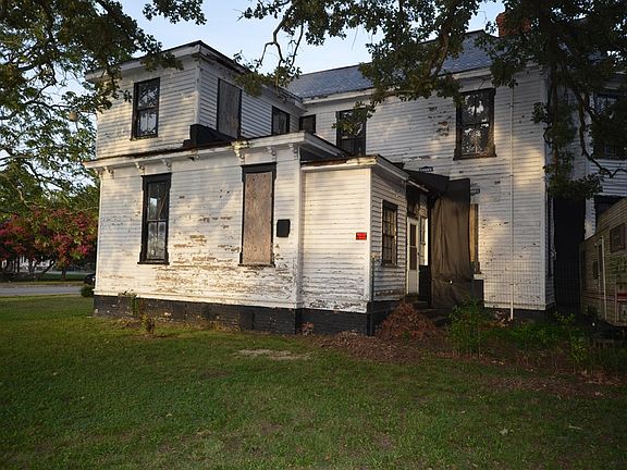5th image of 313 S James St