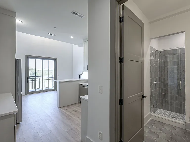 1025 Southwalk Dr — Photo 47