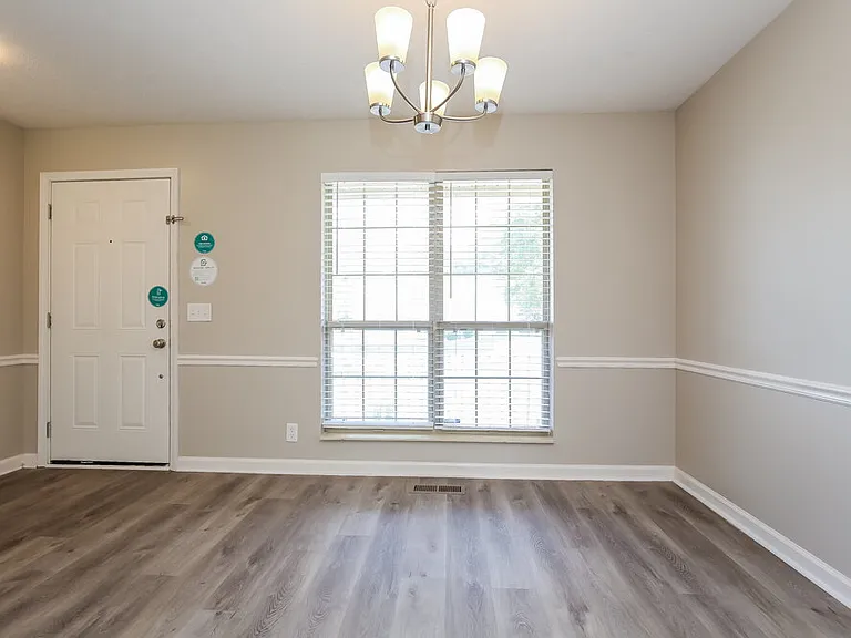 404 Sorensen Way — Photo 6