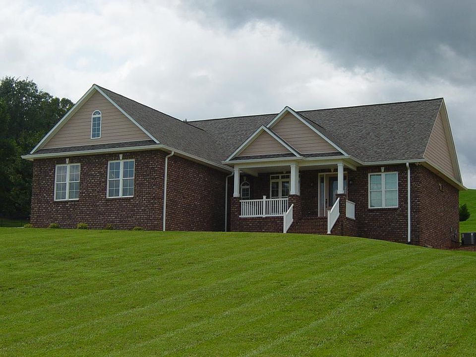 1st image of 426 Peterson Farm Dr