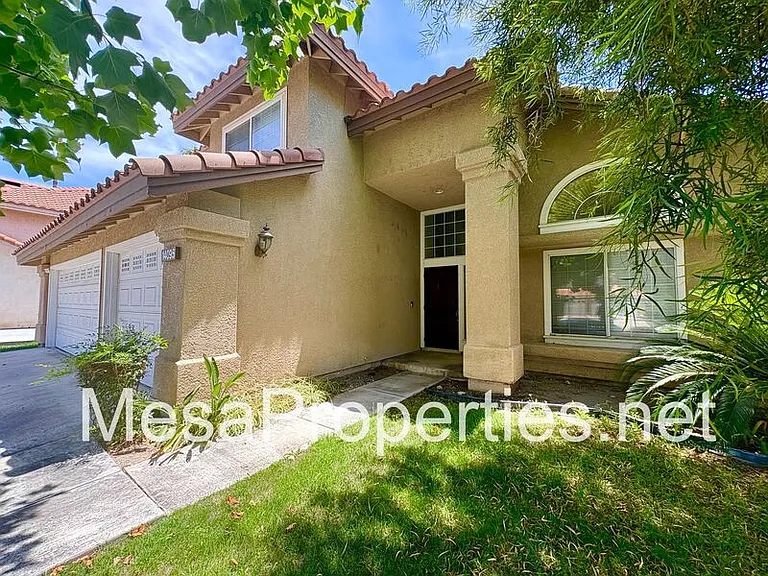 14095 Bancroft Ct — Photo 3