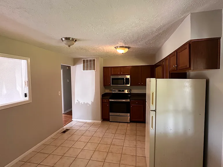 7817 Conifer Dr — Photo 5